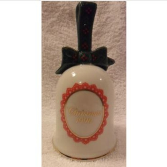Avon Waiting for Santa Porcelain Christmas Bell - Picture 2 of 8